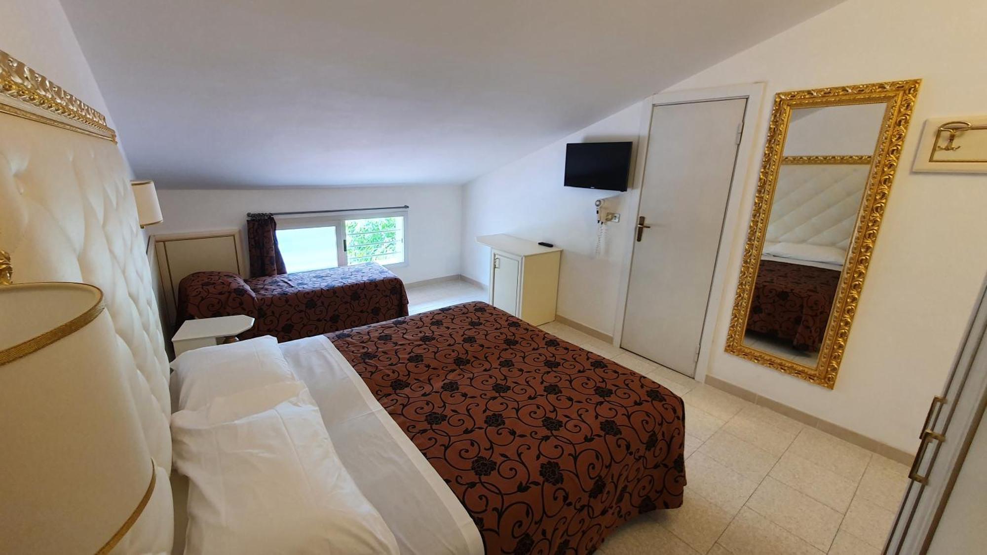 Hotel Rosa Maria Elite Bellaria-Igea Marina Quarto foto